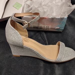 NWT 8.5 Silver Wedge Ankle Strap Heel